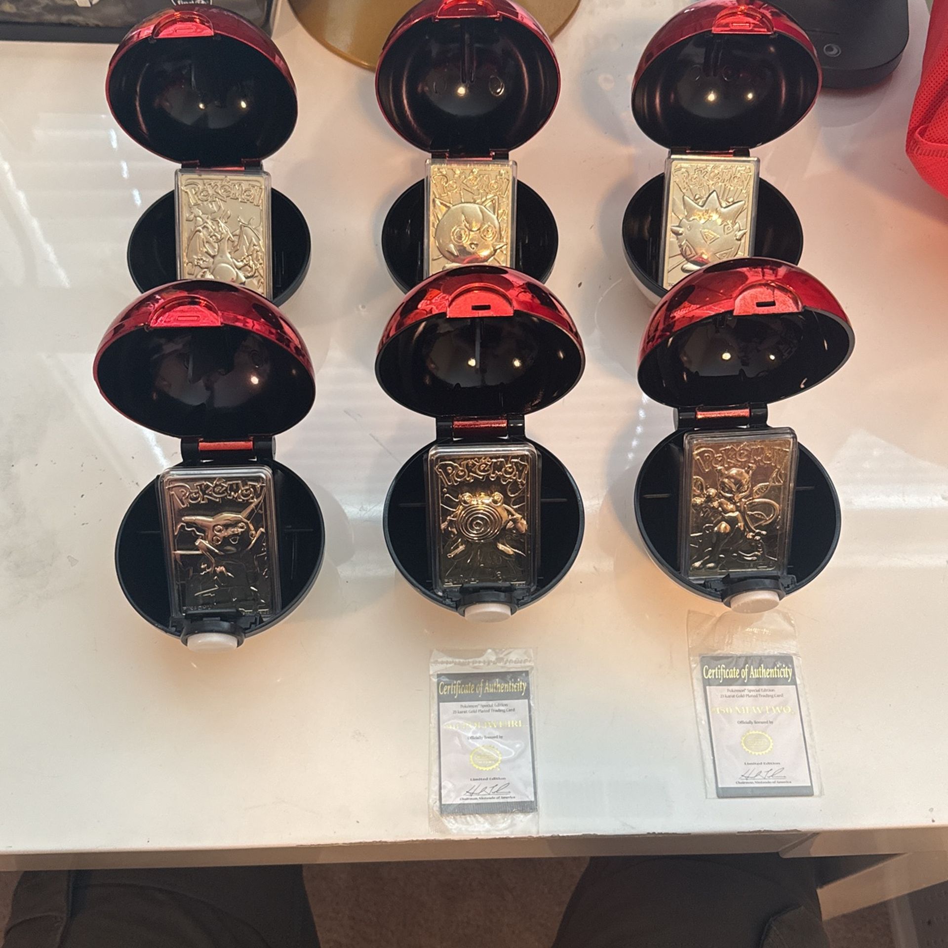 Pokmon Special Edition 23 Karat Gold Plated Trading Cards