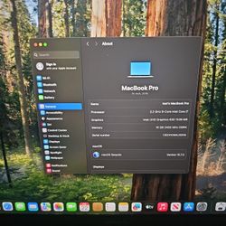 MacBook Pro 15" (2018) — 16GB RAM | i7 | 512GB SSD | Excellent Condition + Apple Accessories