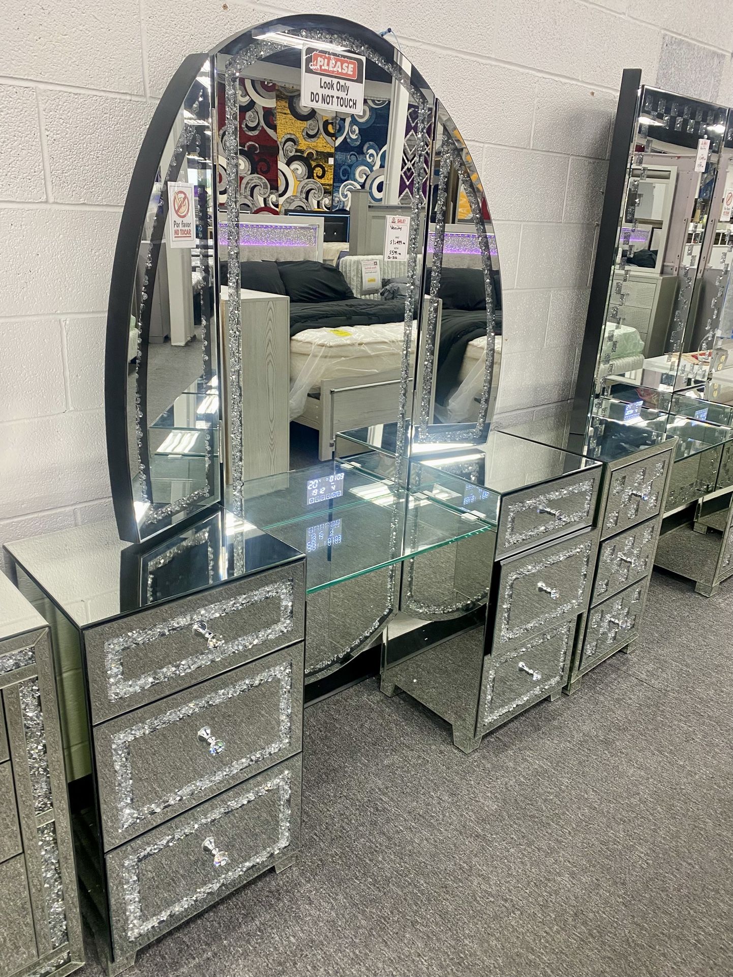 Vanity $599