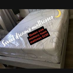 Queen Size Memory Foam Mattress
