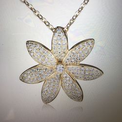 Sterling silver yellow gold plated tiare flower pendant