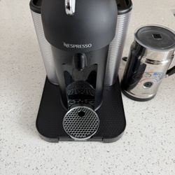 Nespresso VertuoLine & Milk Frother 