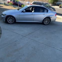 BMW 328i 2011