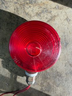 Trailer brake light