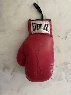 Sugar Ray Leonard autograph authentic glove