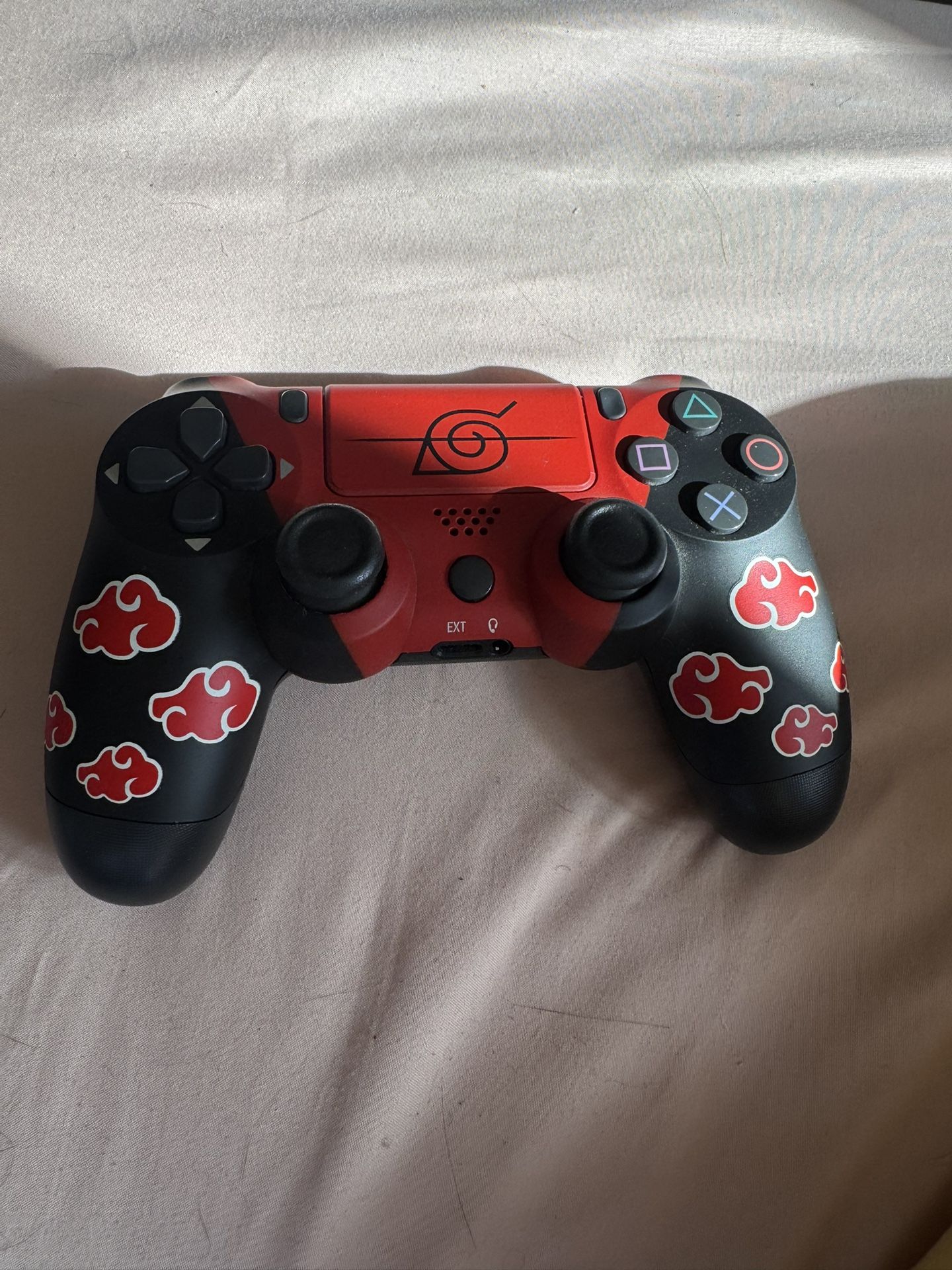 PS4 Controller