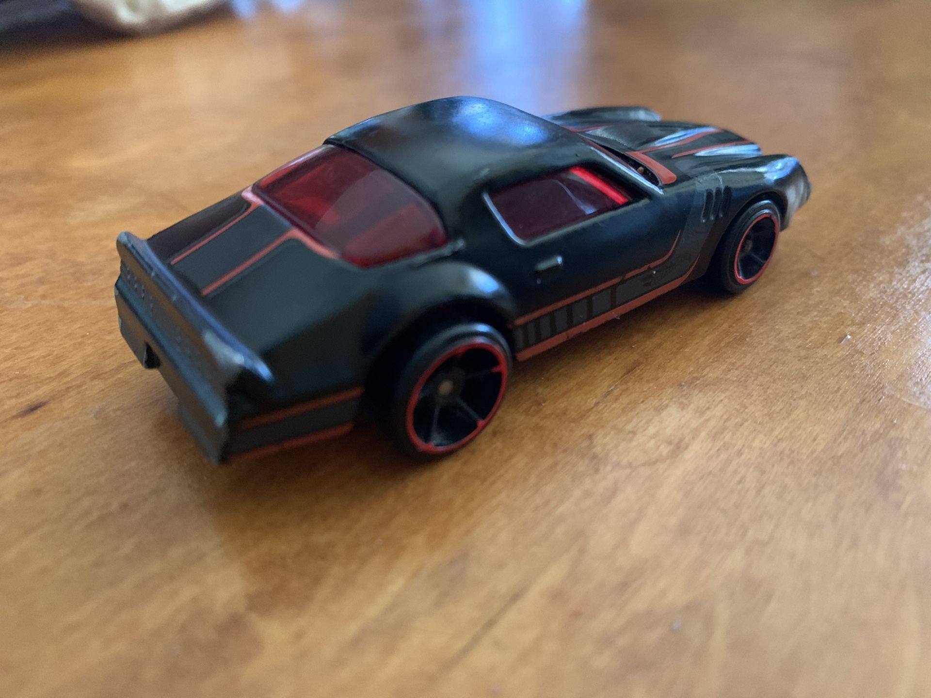 HOT WHEELS " 1982 CAMARO Z 28 TM GM " LOOSE OUT OF PACKAGE