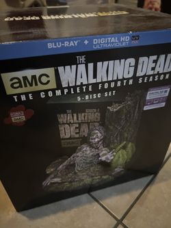 The Walking Dead Season 4 Limited Statue (Figure Only)