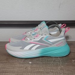Reebok Verse Women's Shoes Size 7.5
