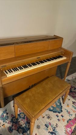 Piano - Free.
