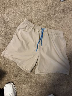 Huk Swim Trunks Size XL