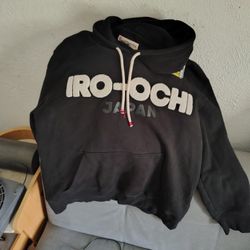 Men's 3xl Iro-ochi Sweater. $50