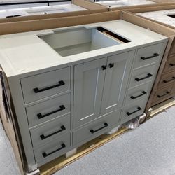 Bathroom vanity cabinet 48” full mango Quartz top with sink