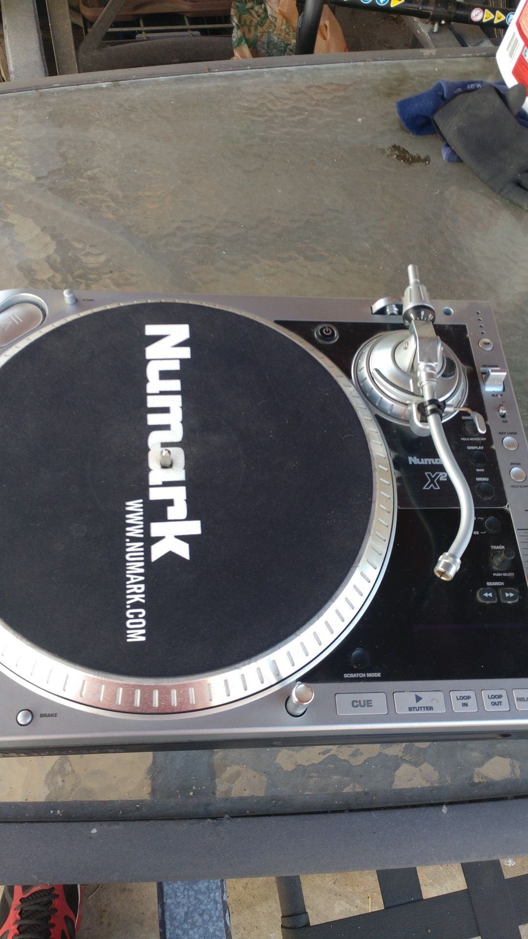 Turntable, numark, hybrid combo CD and vinyl