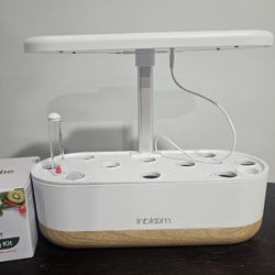 Inbloom Hydroponics Growing System 12 Pods