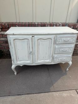 French Provincial Sideboard Cabinet