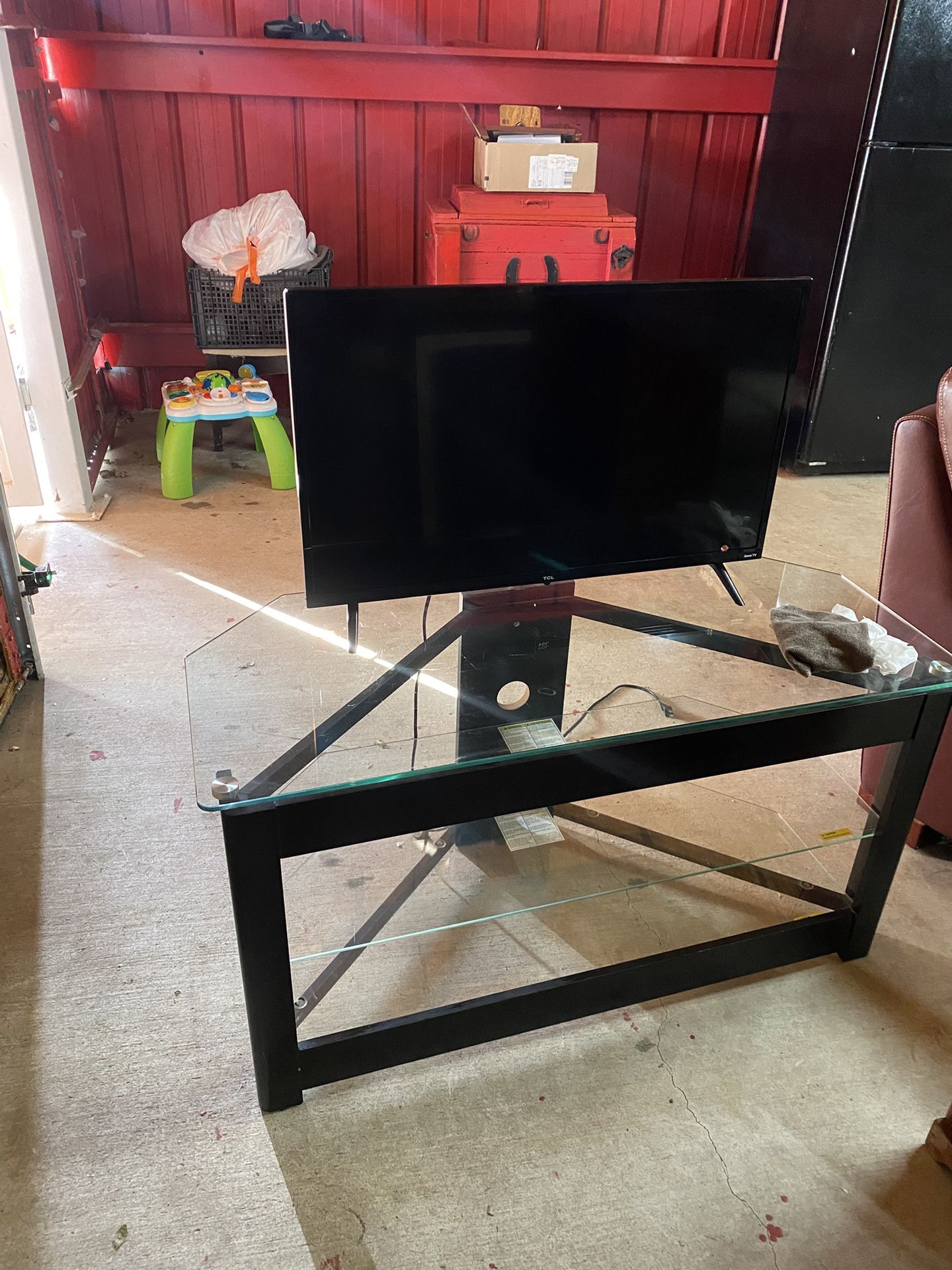 TCL Roku TV + Modern Glass TV Stand 