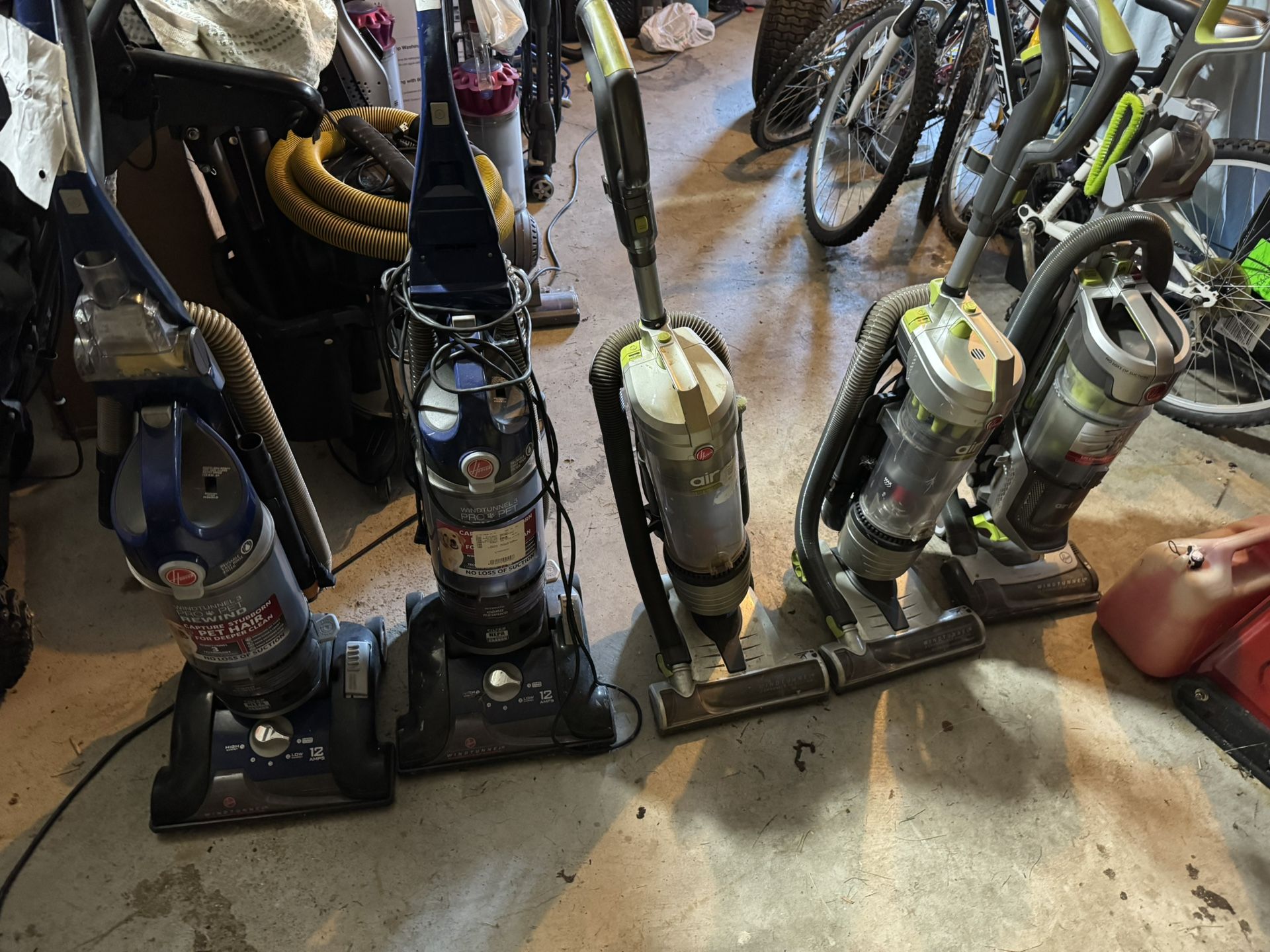 Lot Of 5 Hoover Vacuums (for Parts)