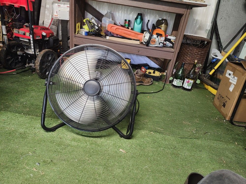 FUN HEAVY DUTY. HAS 3 SPEED