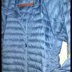 North Face Thermoball Eco jacket Mens Small $139 or Eddie Bower 700  Thermoball Vest $125, checkout my listing for more winter stuff