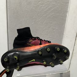 Nike Mercurial Superfly V Total Crimson
