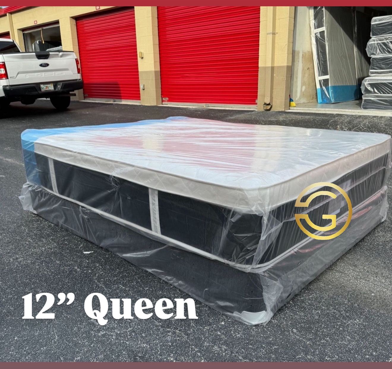 NEW Mattress Queen Size Plush Pillowtop With Box Spring // Offer  🚚