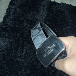 Coach belt size 38 mint condition