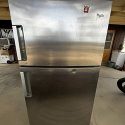 Stainless Steel Whirlpool Fridge – Top Freezer