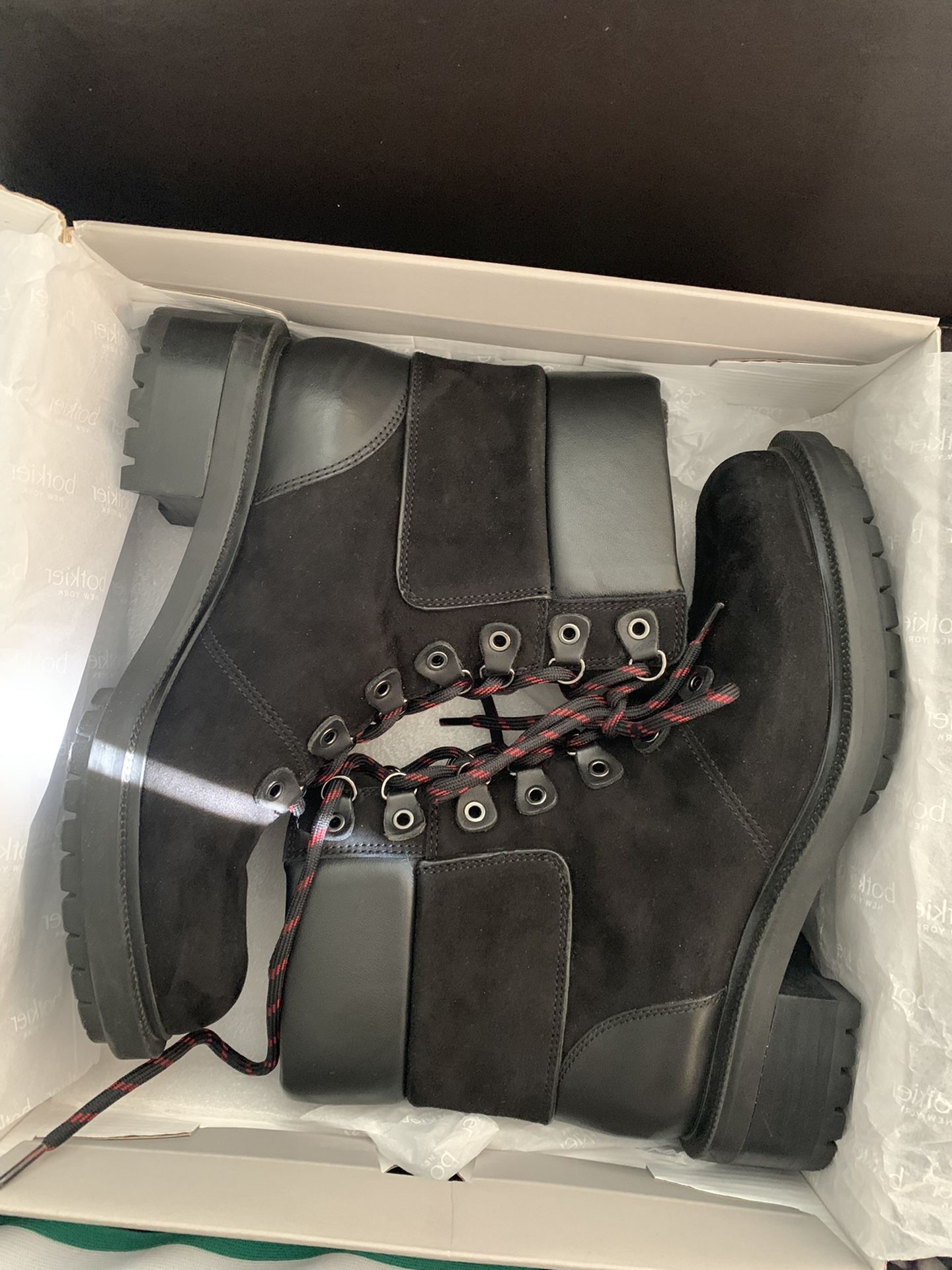 Botkier Combat Heal Boots