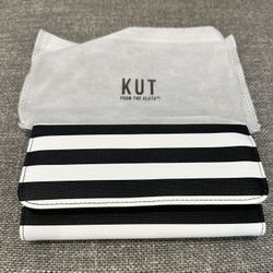 Kut From The Kloth Women’s Black And White Stripe Wallet 