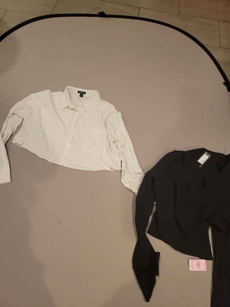 Bundle Pack 2 Blouses Never Worn