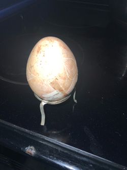 Decorative egg