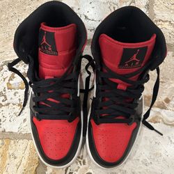 Air Jordan 1 High Top Black Red Size 8.5 Men