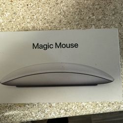 Apple Magic Mouse 2 Model A1657 **BRAND NEW**