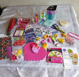 Lot of art craft toys