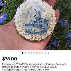 Vintage Lady Powder Compact 