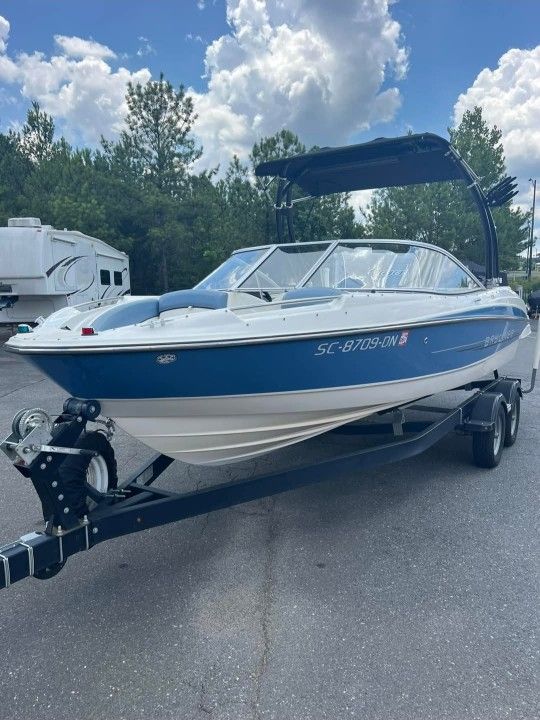 2012 Bayliner 4.3 liter Mercruiser engine