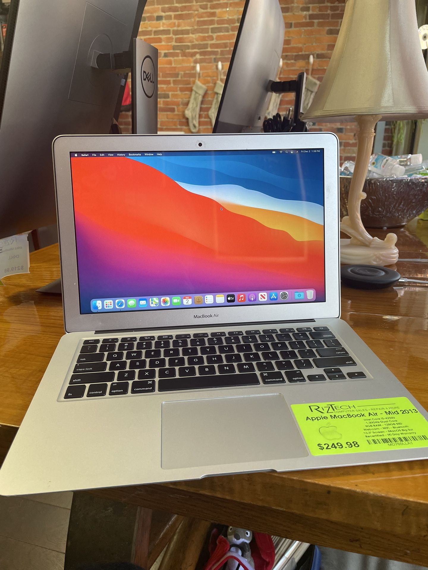 Apple MacBook Air (11