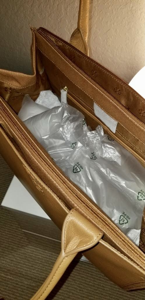 Authentic !!!! Never EVERWorn Match With Everything. <3 Xox,Tory Burch