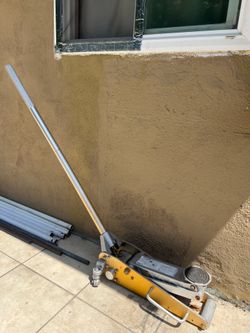 U.S. General Aluminum 3o0olbs Floor Jack