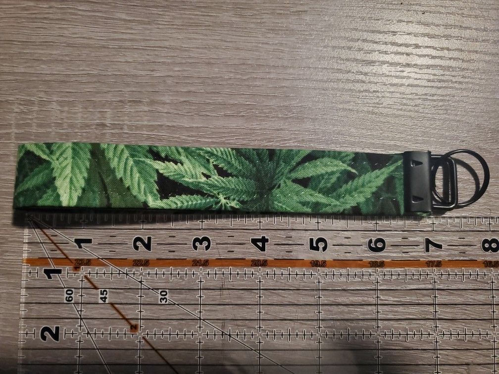 Green Wristlet