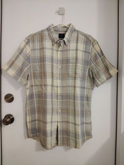 Men's XL Short Sleeve Button Down Shirt