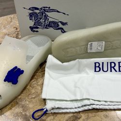 Burberry Men’s Stingray Rubber Slide Sandals Brand New!! Authentic!!