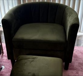 Chair with Ottoman