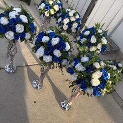 Royal Blue centerpiece decoration.