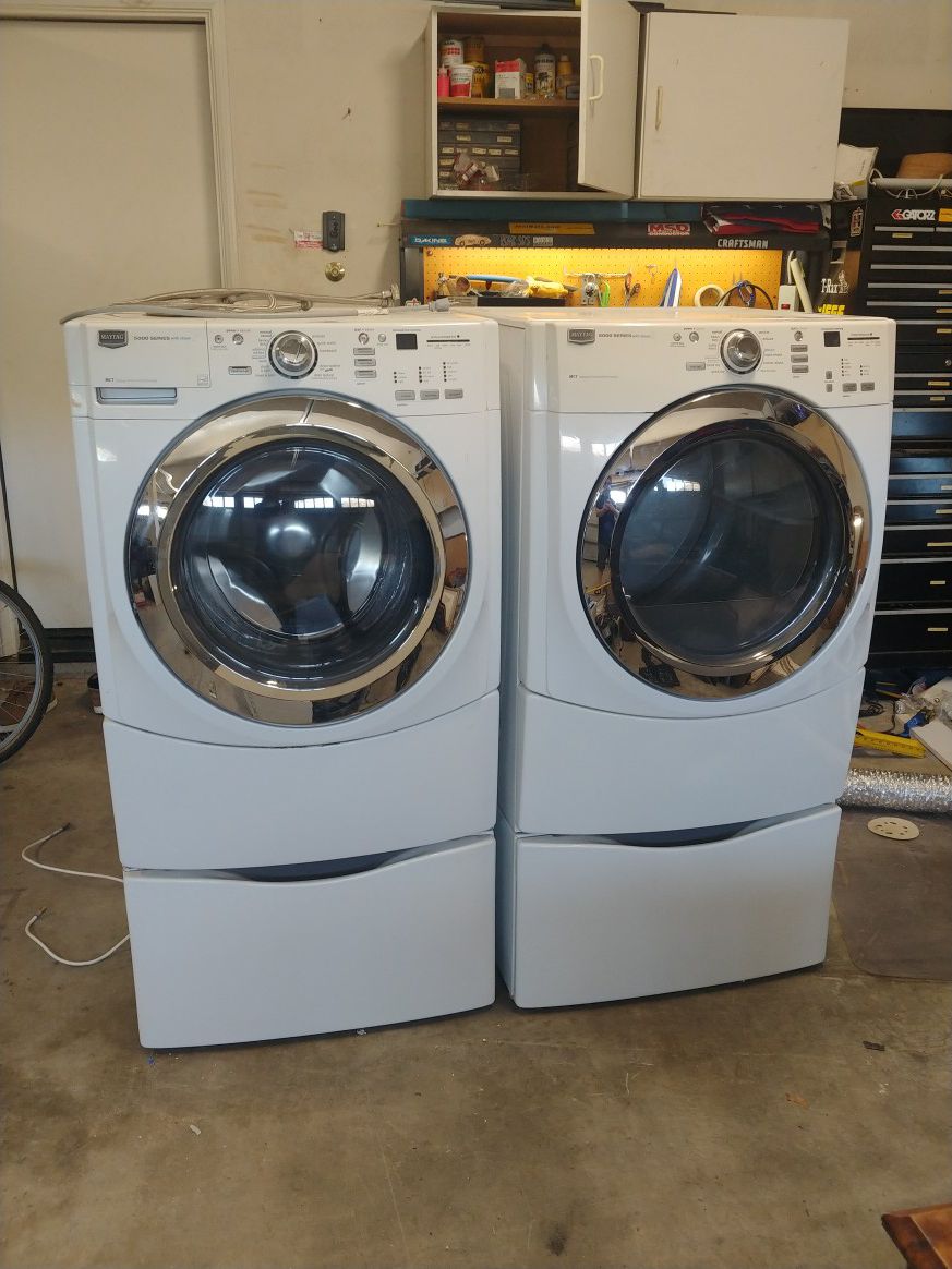 Maytag 5000 series gas washer/dryer combo