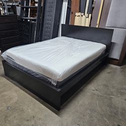 Queen Bed And Mattress 