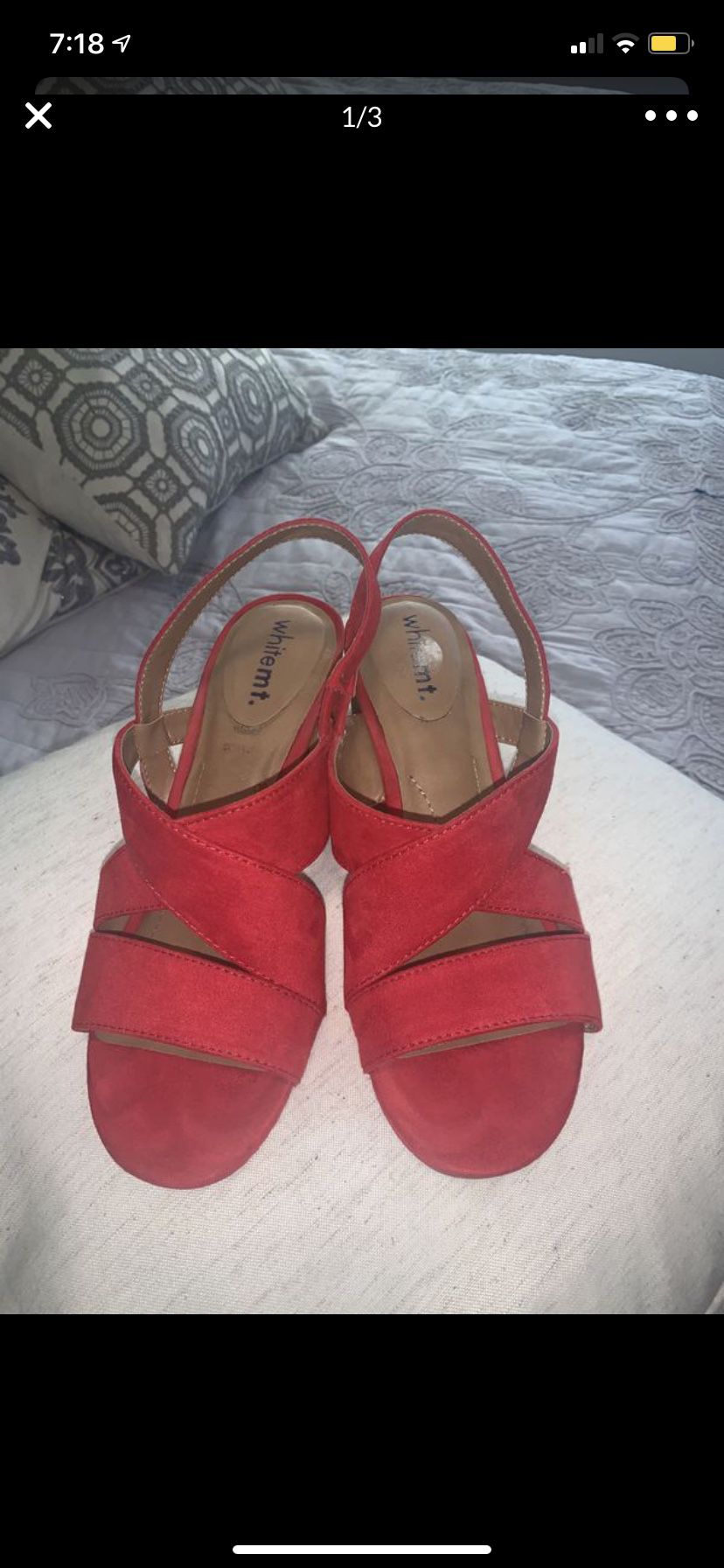 White Mountain Size 8 Red Heels