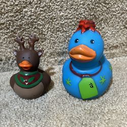 Rubber ducks set of 2 Present Reindeer new party favor 