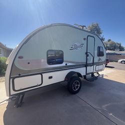 2016 Forest R-Pod